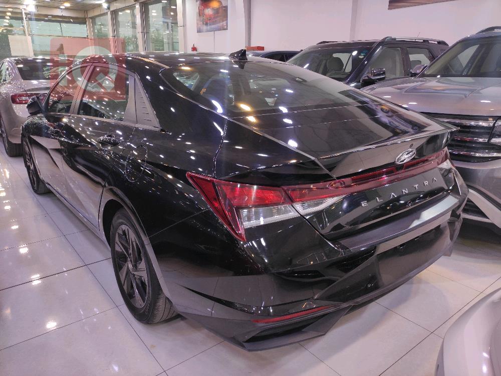 هیوندای ئەلەنترا